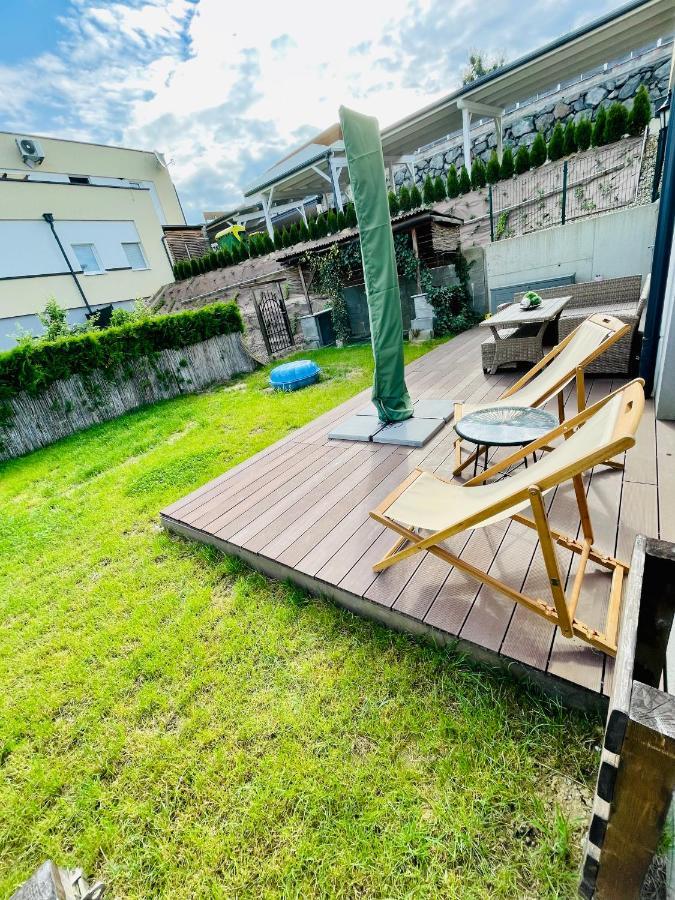 Gaestetraum Mit Wunderschoenem Ausblick Und Garten Lejlighed Muhldorf Bei Feldbach Eksteriør billede